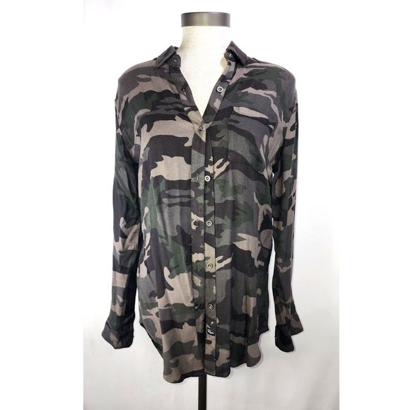 Rails Women's Camo Button-Up Blouse Size XS - Picture 1 of 6